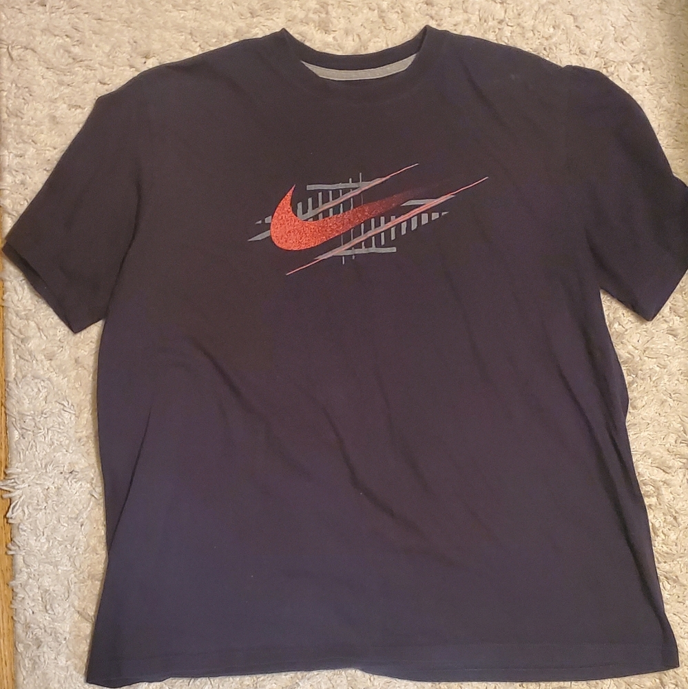 Nike t-shirt